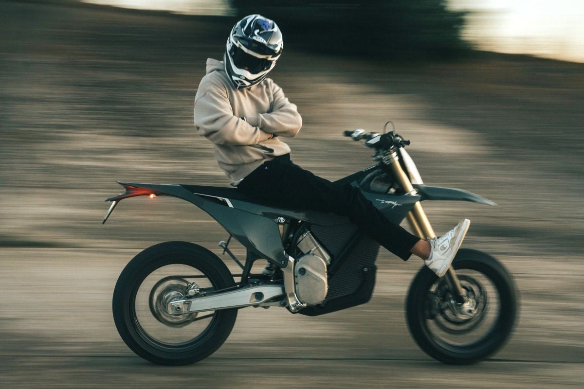 Stark VARG SM, la supermoto più potente sul mercato è elettrica